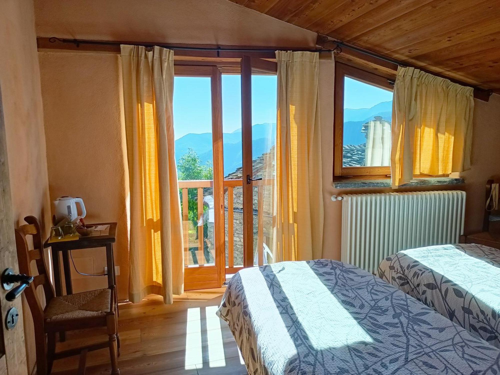 Rota D'Amont Bed & Breakfast Stroppo Exterior photo